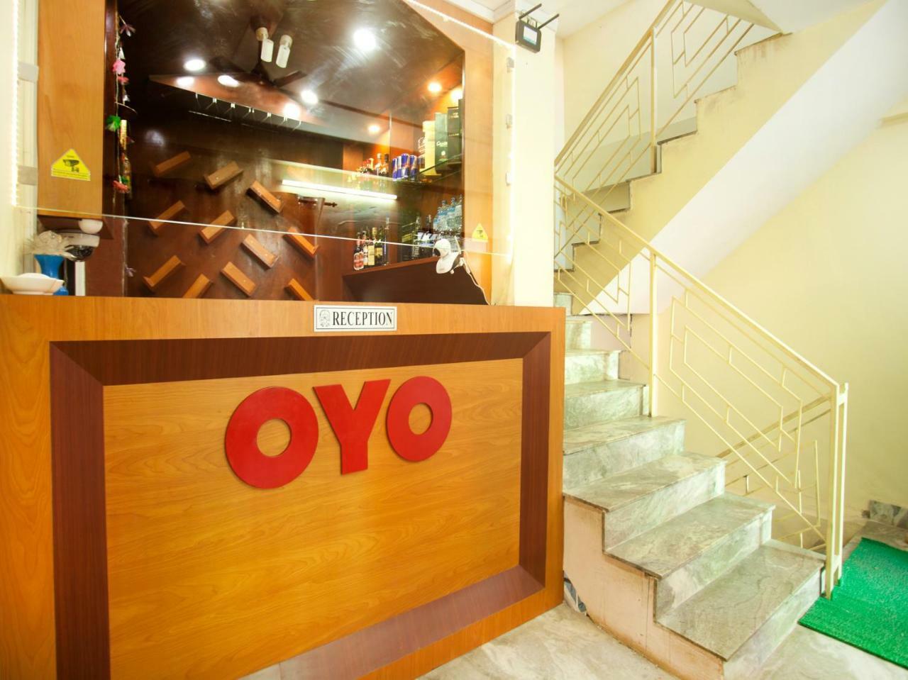 Oyo 341 Hotel Kusum Kohinoore Tokha Exteriör bild